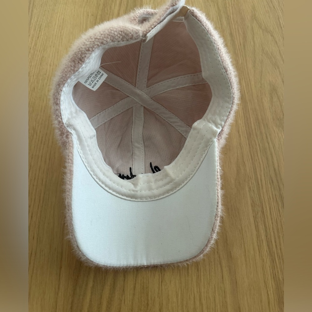 Pink cap - Picture 2 of 4